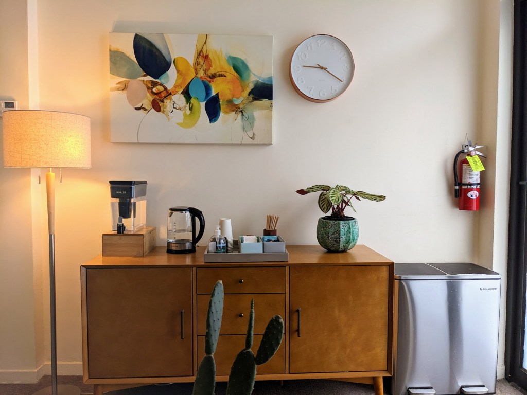 The water and tea station in the waiting room